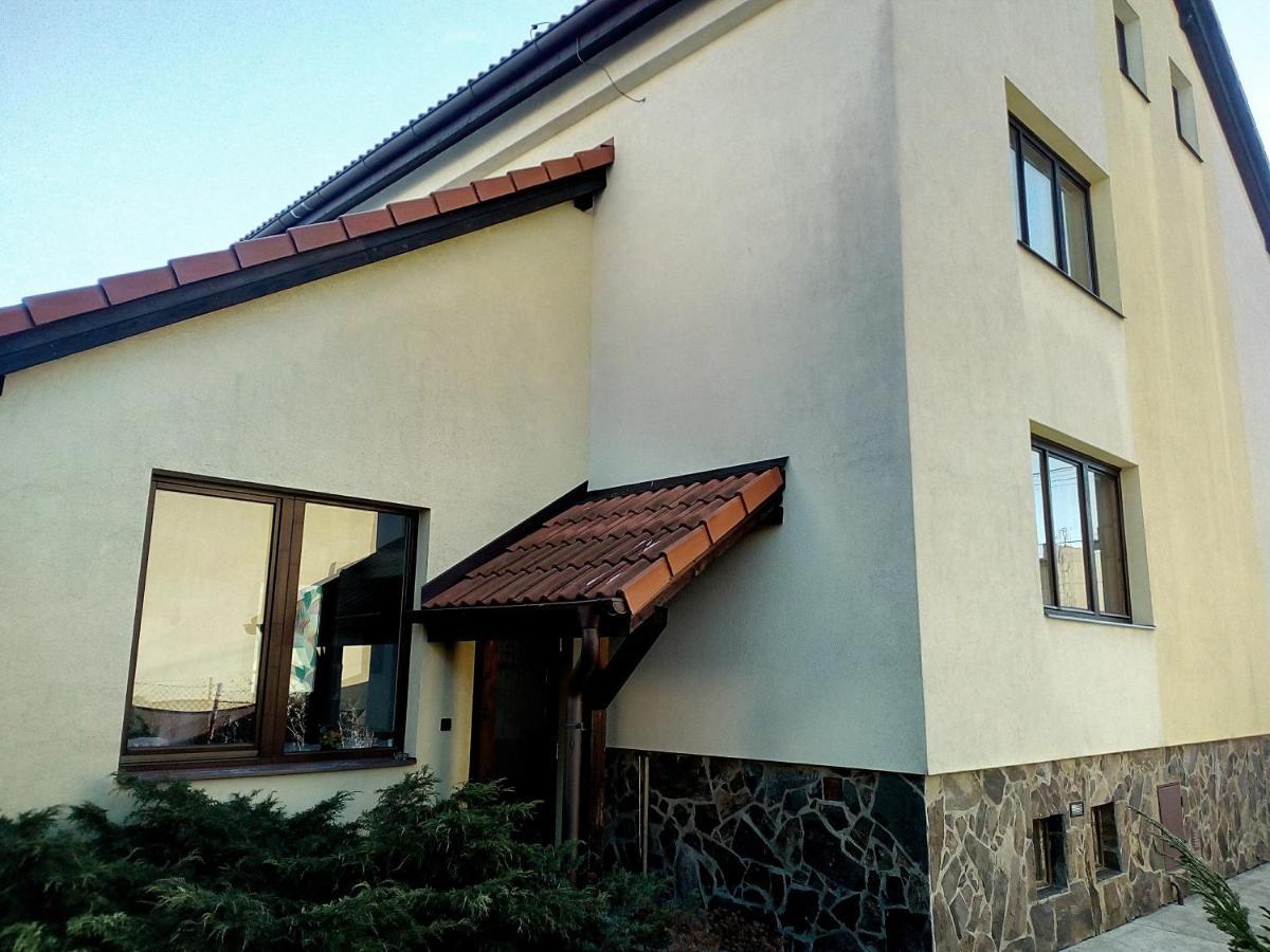 Apartment Beatris Svit Exterior photo